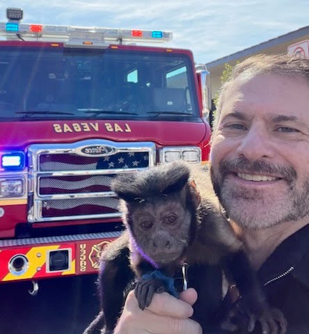 Allen Sarac with Sara, his rescued capuchin, in Las Vegas